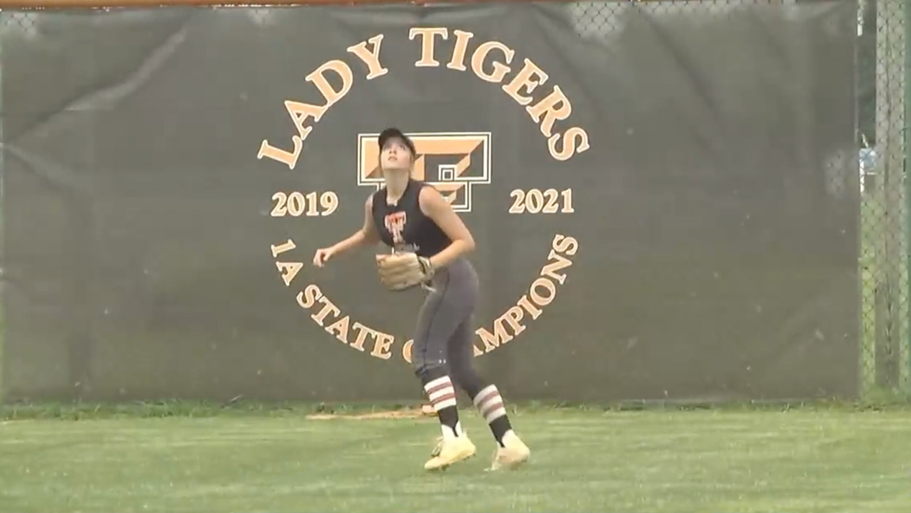 Trenton softball team returns to state with a freshman "ace" and a high scoring offense - Vimarsana News